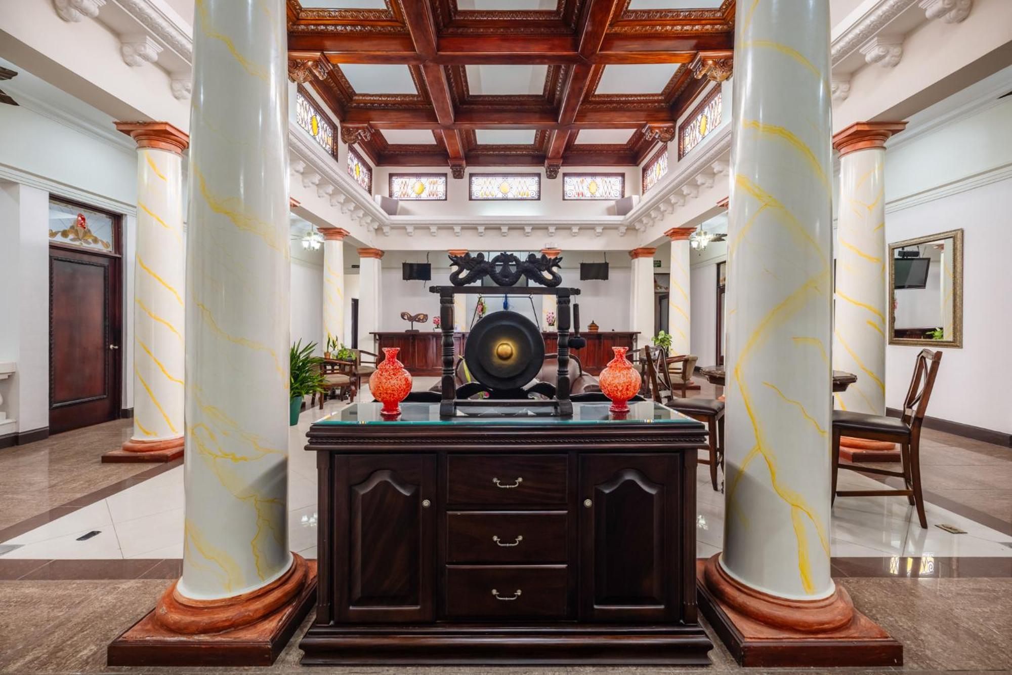 Hotel Majestad サンホセ エクステリア 写真
